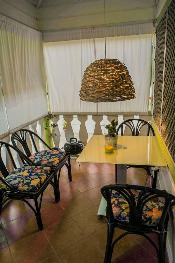 Eko Cozy Guest House St. John's Exterior foto